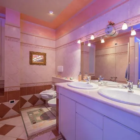 Lo Specchio Sul - The House Of Travelers 公寓 科莫